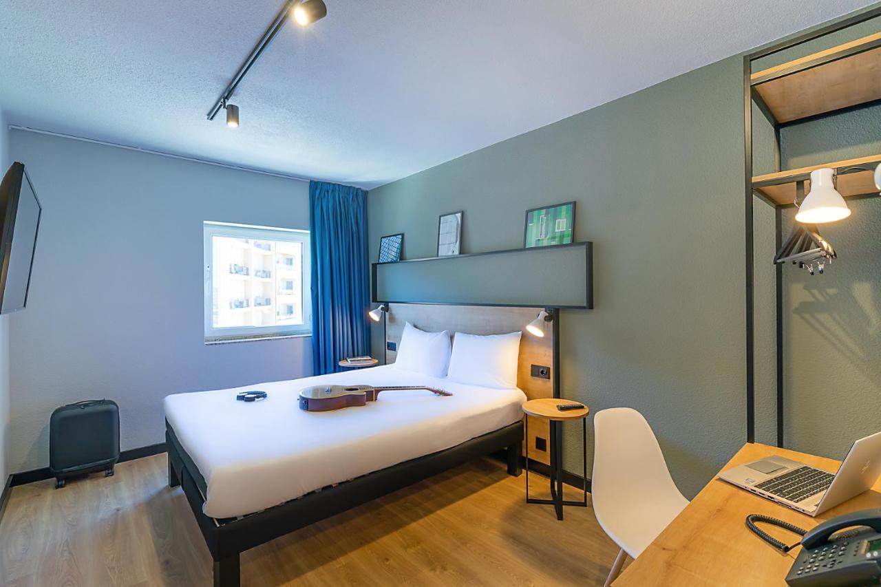 Hotel Ibis Браганса Экстерьер фото
