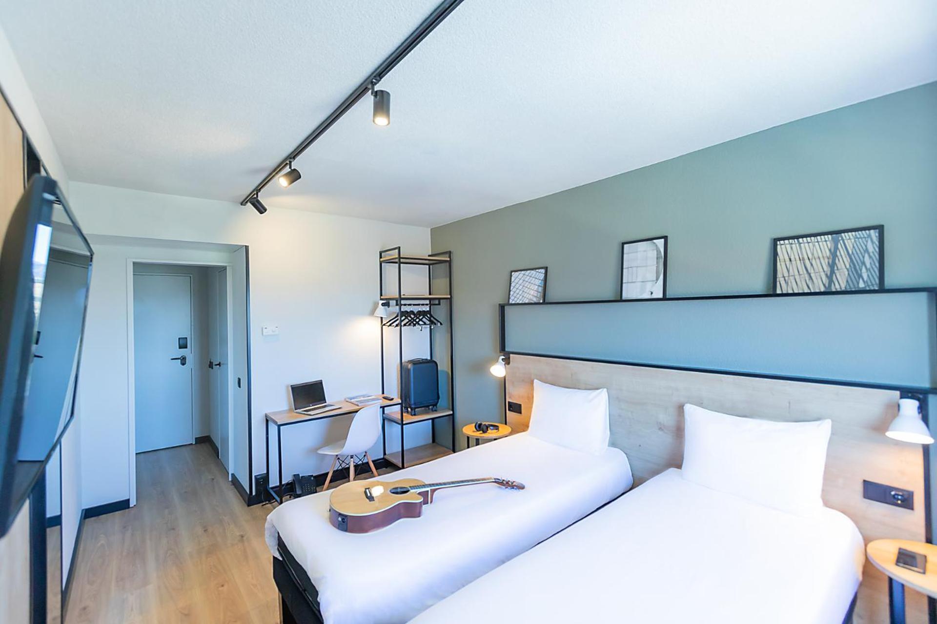 Hotel Ibis Браганса Экстерьер фото