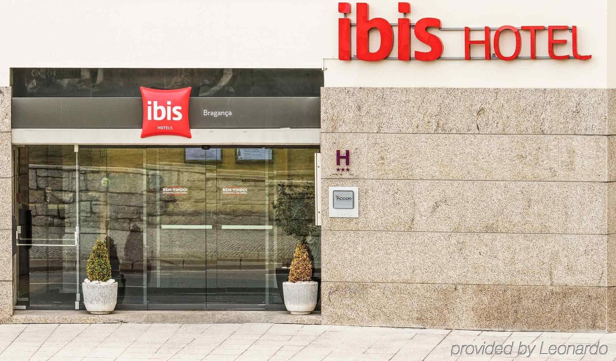 Hotel Ibis Браганса Экстерьер фото